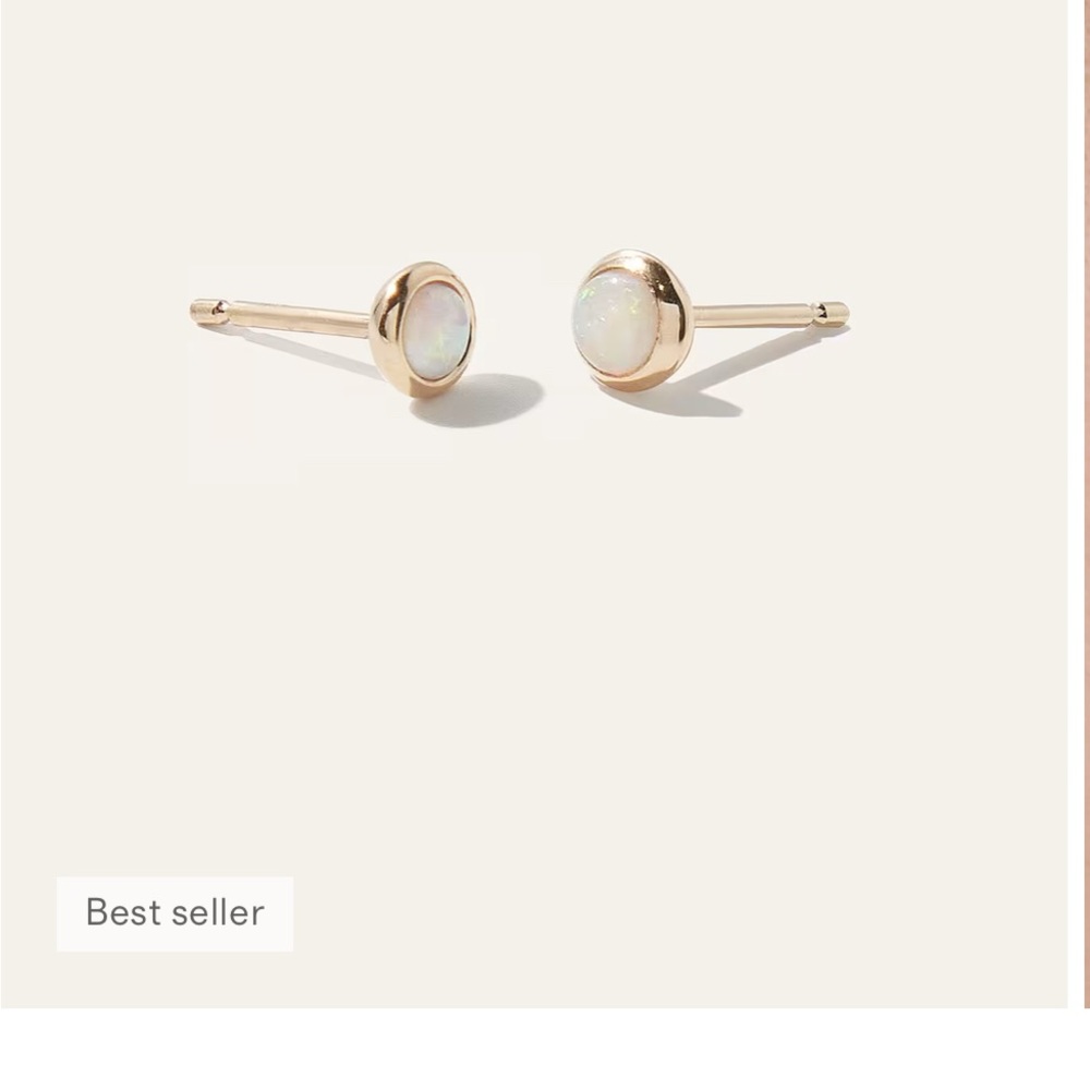 Quince Opal Stud Earrings in Gold